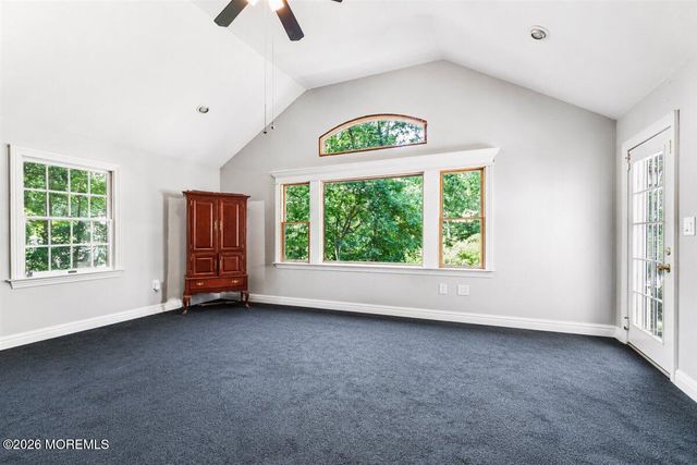 8 Grover Court, Jackson, NJ 08527