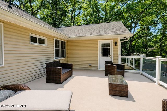 8 Grover Court, Jackson, NJ 08527