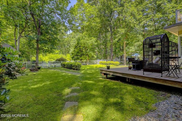 8 Grover Court, Jackson, NJ 08527