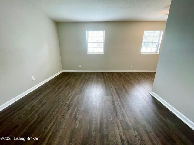 712 Mt Tabor Rd Rd 3, New Albany, IN 47150