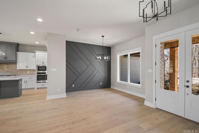 6178 Majestic Waters, Benton, AR 72019