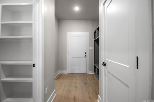 6178 Majestic Waters, Benton, AR 72019