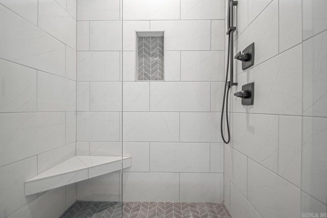 6178 Majestic Waters, Benton, AR 72019