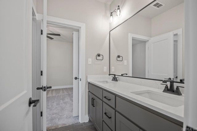 6178 Majestic Waters, Benton, AR 72019