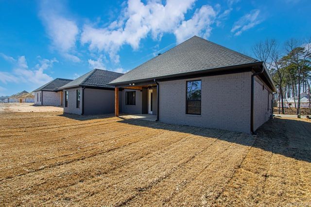 6178 Majestic Waters, Benton, AR 72019