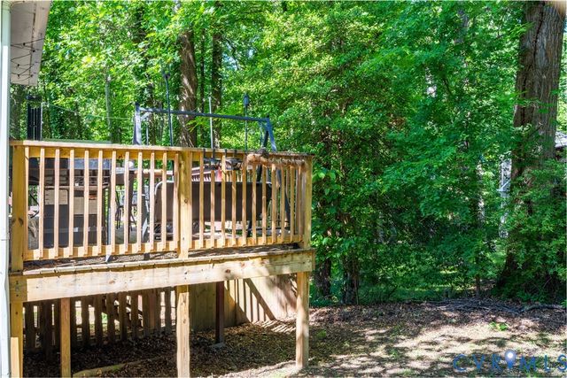7006 Mason Run Dr, North Chesterfield, VA 23234