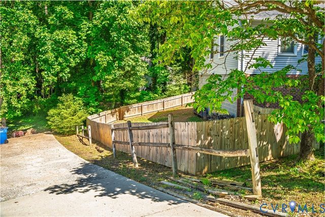 7006 Mason Run Dr, North Chesterfield, VA 23234