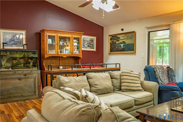 7006 Mason Run Dr, North Chesterfield, VA 23234