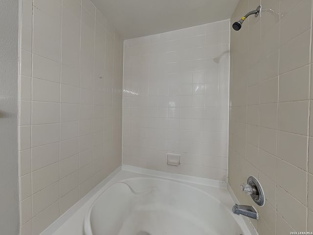 2726 Candleridge, San Antonio, TX 78244