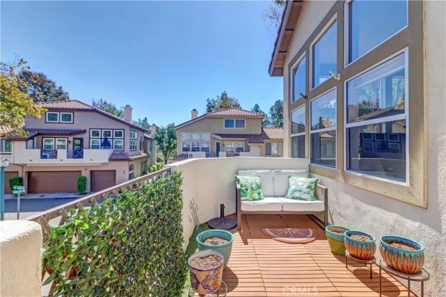103 Camino Del Oro, Rancho Santa Margarita, CA 92688