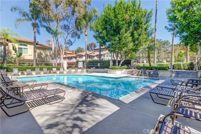 103 Camino Del Oro, Rancho Santa Margarita, CA 92688