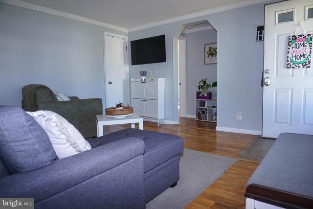 16 CLEVELAND AVE, Mount Ephraim, NJ 08059