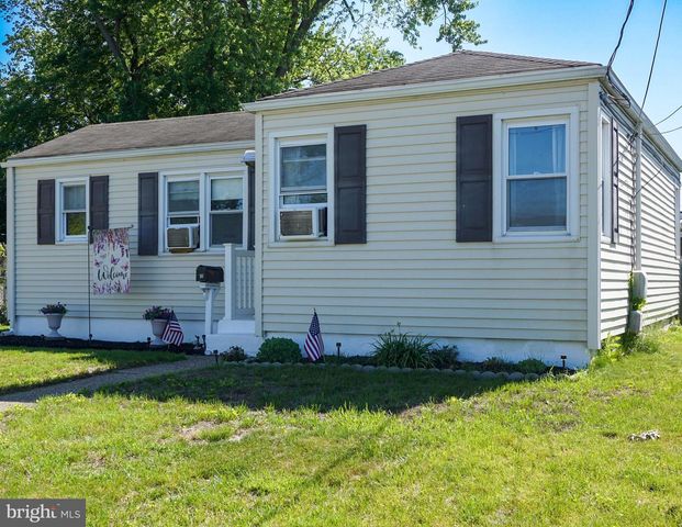 16 CLEVELAND AVE, Mount Ephraim, NJ 08059