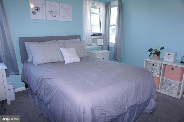 16 CLEVELAND AVE, Mount Ephraim, NJ 08059