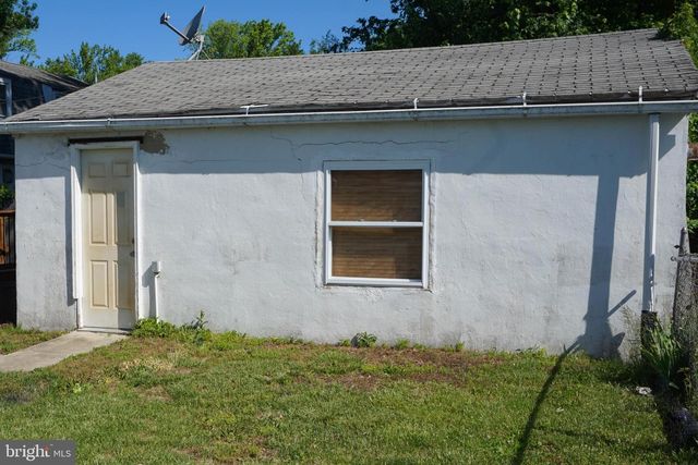 16 CLEVELAND AVE, Mount Ephraim, NJ 08059