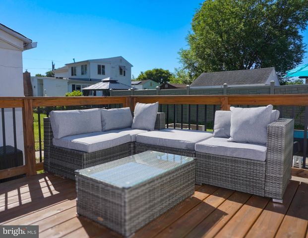 16 CLEVELAND AVE, Mount Ephraim, NJ 08059