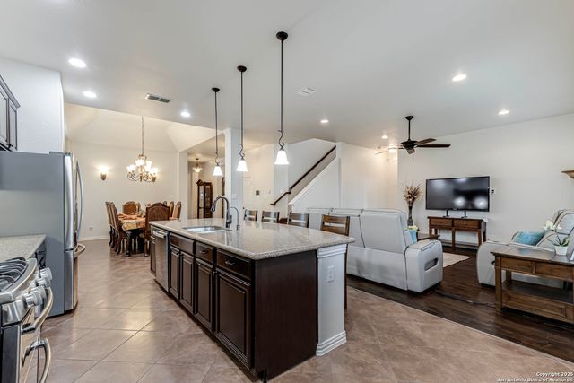12215 Chambers Cove, San Antonio, TX 78253