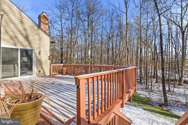 8661 CHASE GLEN CIR, Fairfax Station, VA 22039