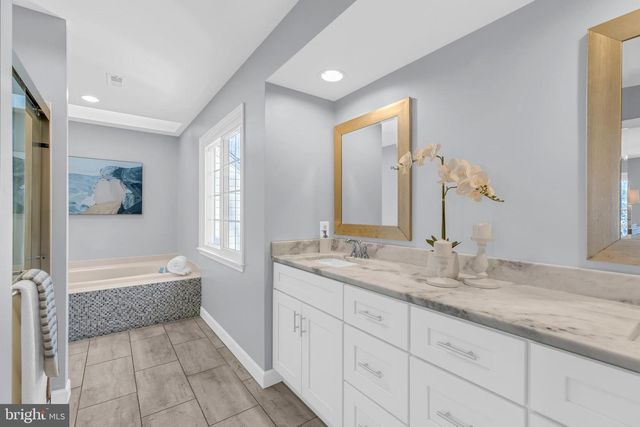 8661 CHASE GLEN CIR, Fairfax Station, VA 22039