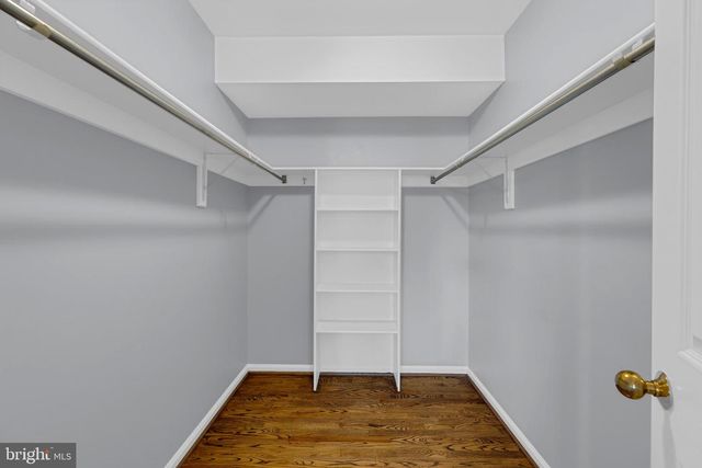 8661 CHASE GLEN CIR, Fairfax Station, VA 22039