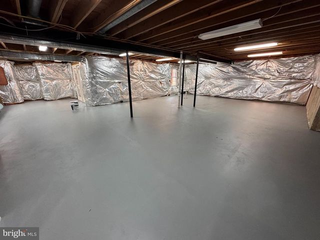 8661 CHASE GLEN CIR, Fairfax Station, VA 22039