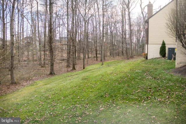 8661 CHASE GLEN CIR, Fairfax Station, VA 22039