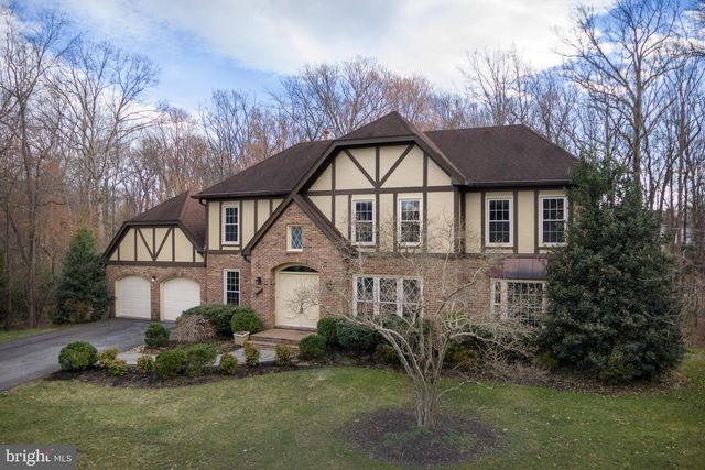 8661 CHASE GLEN CIR, Fairfax Station, VA 22039