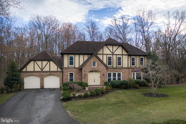 8661 CHASE GLEN CIR, Fairfax Station, VA 22039