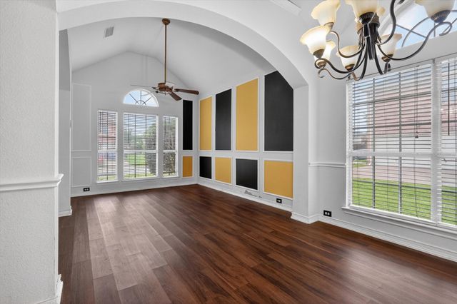 1513 Brighton Drive, Mansfield, TX 76063