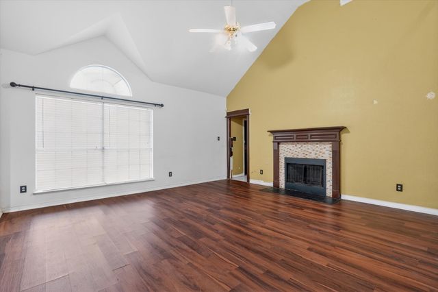 1513 Brighton Drive, Mansfield, TX 76063