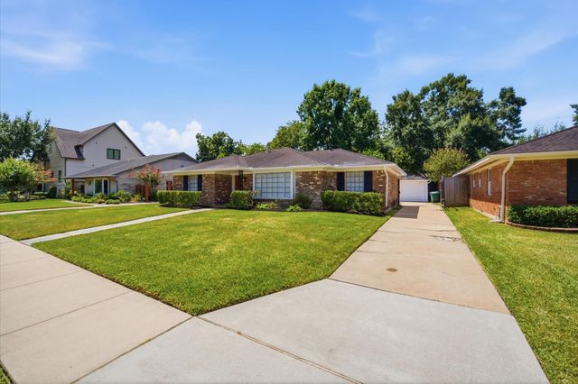3731 Latma Drive, Houston, TX 77025