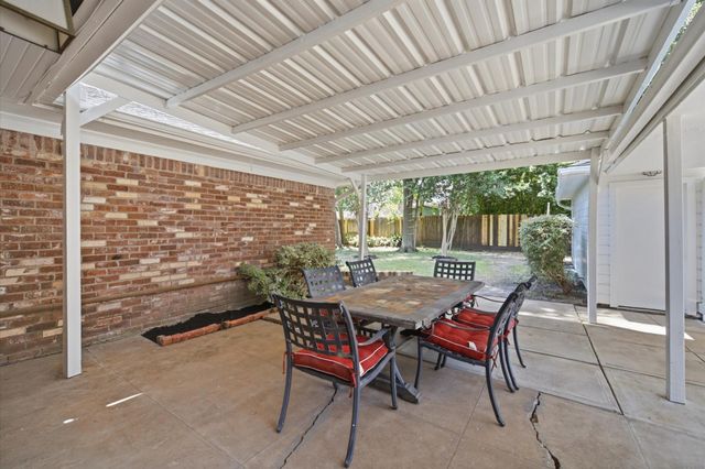 3731 Latma Drive, Houston, TX 77025