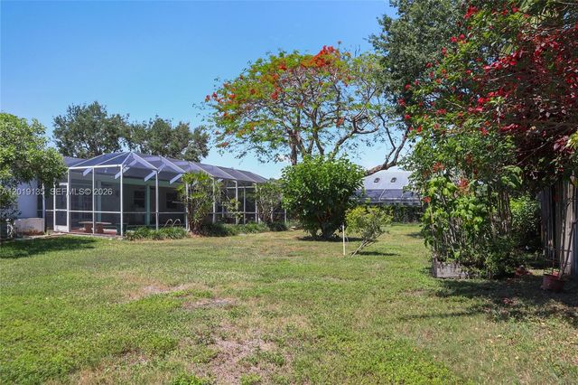 7605 SW 179th Ter, Palmetto Bay, FL 33157