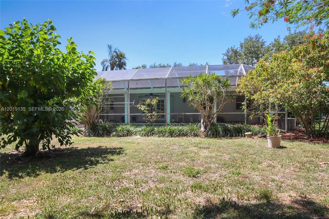7605 SW 179th Ter, Palmetto Bay, FL 33157