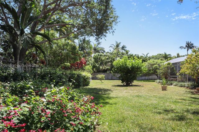 7605 SW 179th Ter, Palmetto Bay, FL 33157