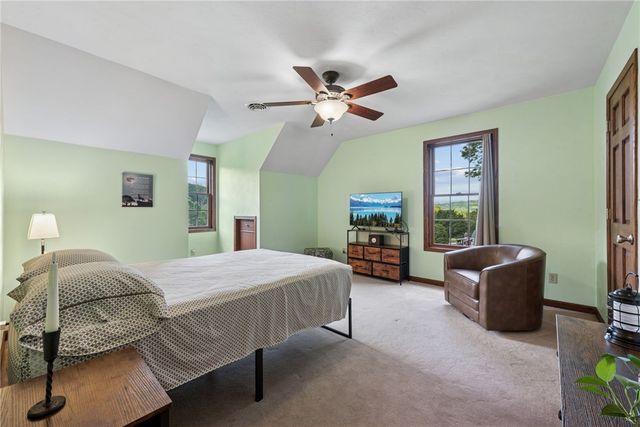 1661 Piper Rd, Ligonier Twp, PA 15658