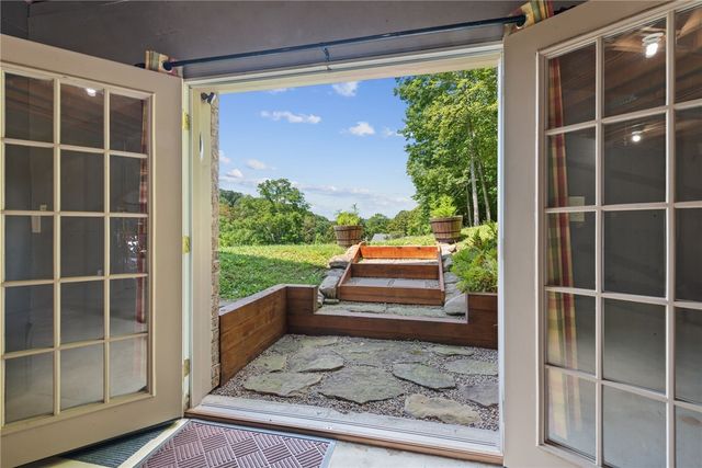 1661 Piper Rd, Ligonier Twp, PA 15658