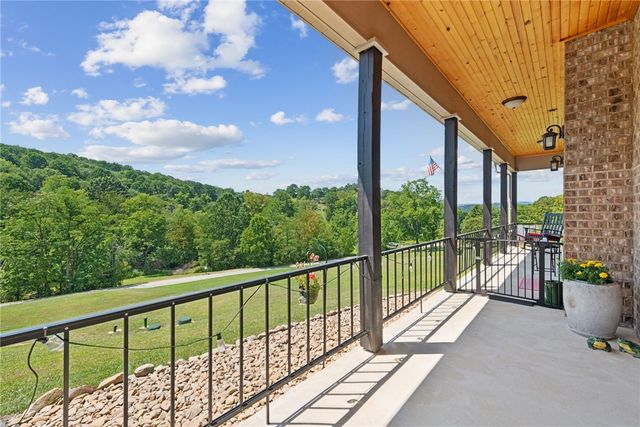 1661 Piper Rd, Ligonier Twp, PA 15658