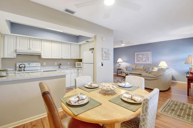 5505 N Ocean Blvd 8-202, Ocean Ridge, FL 33435