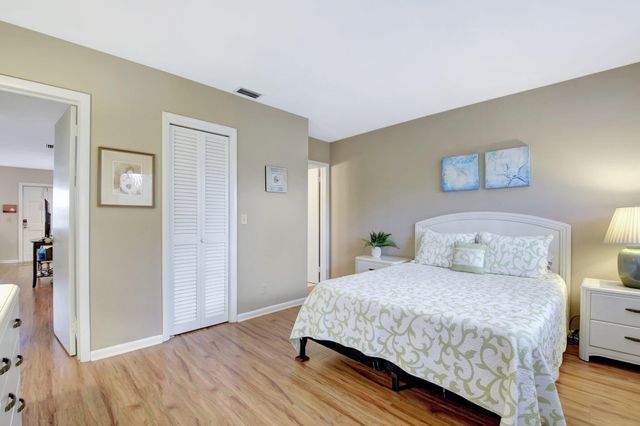 5505 N Ocean Blvd 8-202, Ocean Ridge, FL 33435