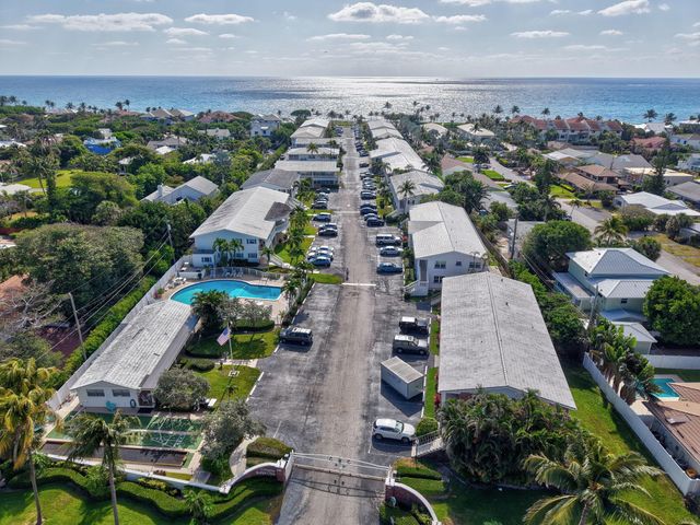 5505 N Ocean Blvd 8-202, Ocean Ridge, FL 33435