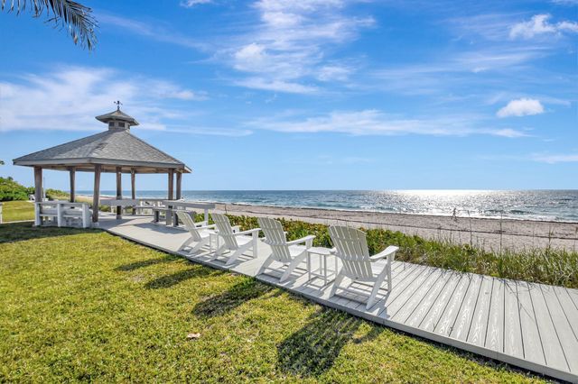 5505 N Ocean Blvd 8-202, Ocean Ridge, FL 33435