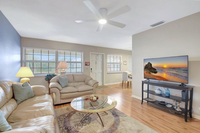 5505 N Ocean Blvd 8-202, Ocean Ridge, FL 33435