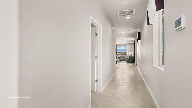 1514 Gleneagles Street NE, Rio Rancho, NM 87144
