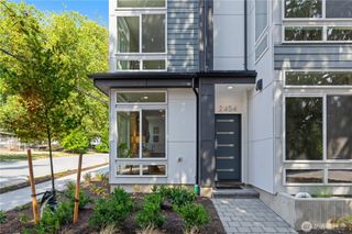2454 NW 60th Street, Seattle, WA 98107