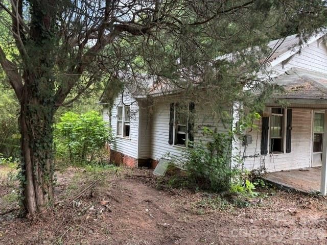 5645 King Wilkinson Road, Denver, NC 28037
