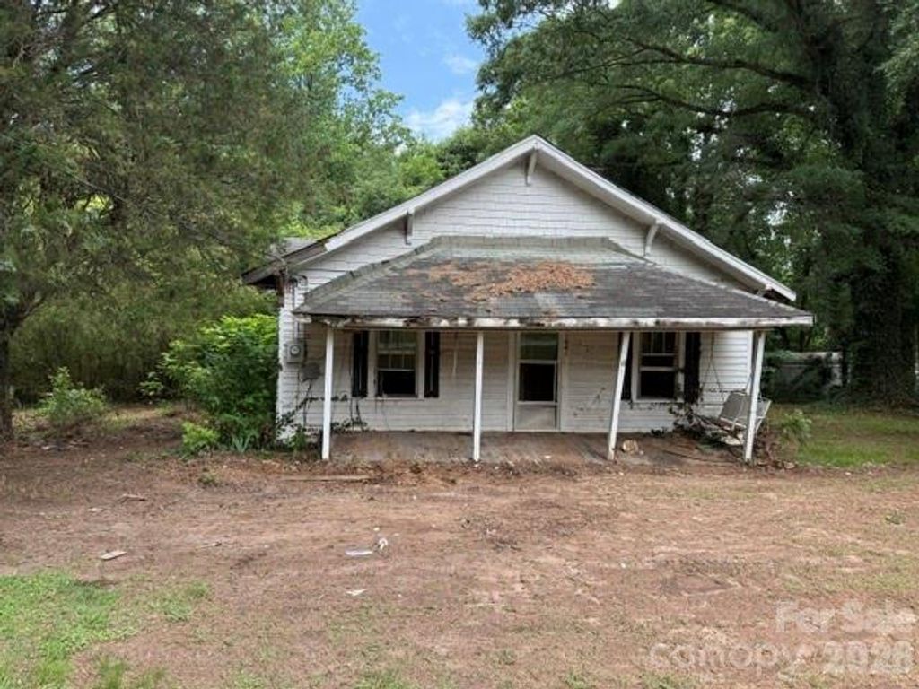 5645 King Wilkinson Road, Denver, NC 28037