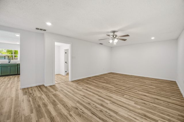 1425 W Lingleville Road, Stephenville, TX 76401