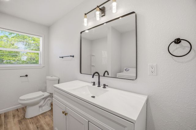 1425 W Lingleville Road, Stephenville, TX 76401