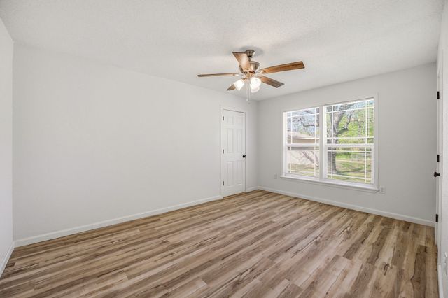 1425 W Lingleville Road, Stephenville, TX 76401